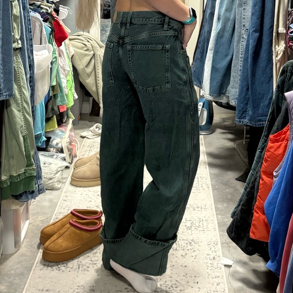 Free People We The Free Final Countdown Cuffed Low-Rise Jeans - Picture 6 of 7